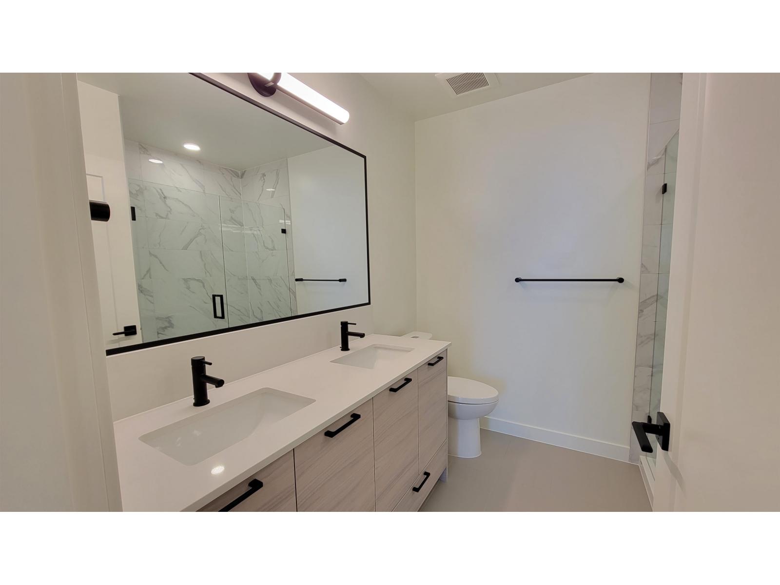 215 8380 200a Street, Langley, British Columbia  V2Y 3S5 - Photo 10 - R3098601