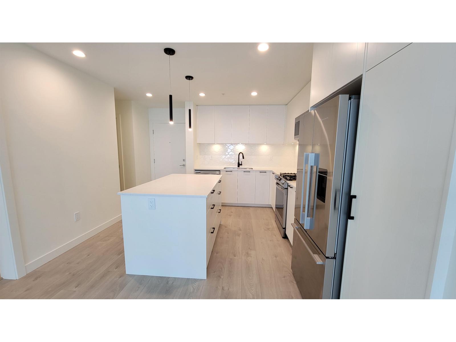 215 8380 200a Street, Langley, British Columbia  V2Y 3S5 - Photo 3 - R3098601