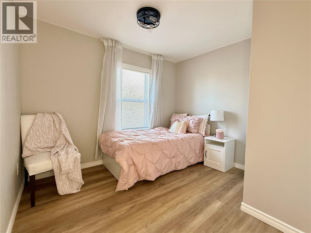 2593 Duryee Street, Oil Springs, Ontario  N0N 1P0 - Photo 21 - 26002513