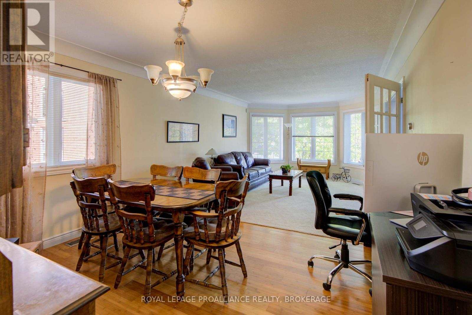 605 Fernmoor Drive, Kingston, Ontario  K7M 8K5 - Photo 5 - X12850970