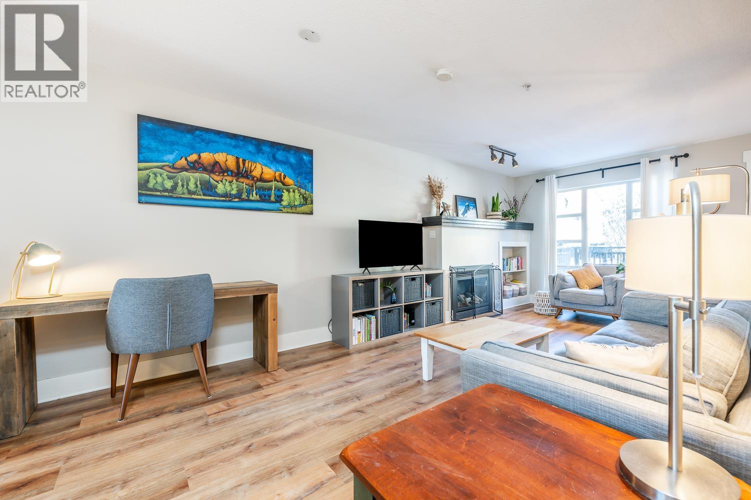 1198 Village Green Way, Squamish, British Columbia  V8B 0N5 - Photo 6 - R3096697