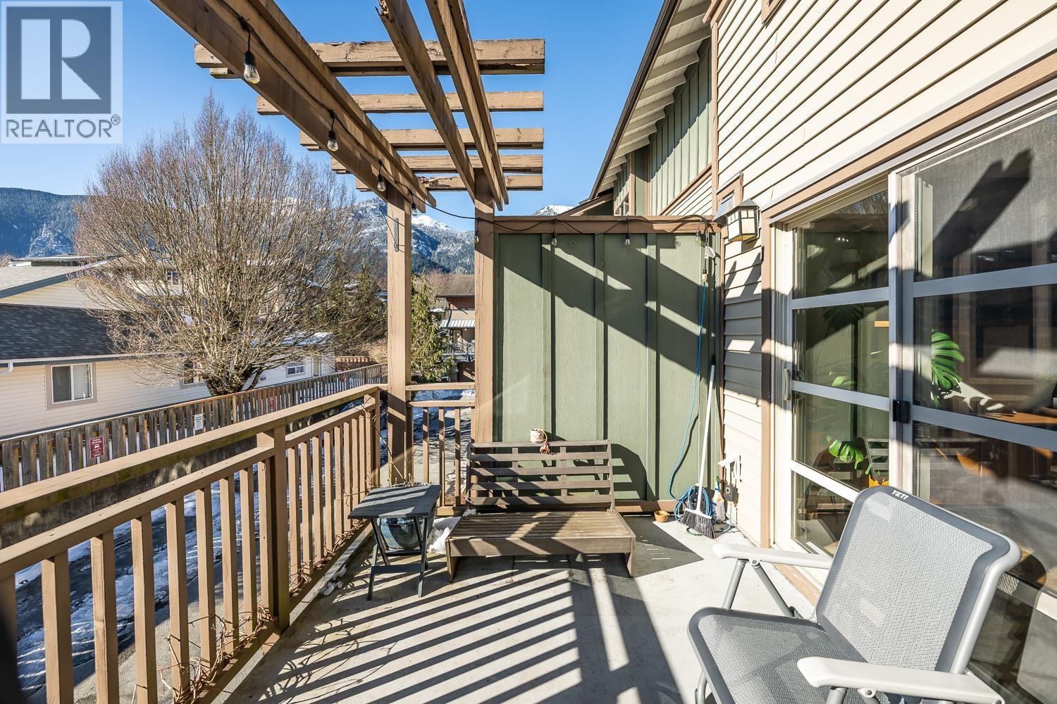 1198 Village Green Way, Squamish, British Columbia  V8B 0N5 - Photo 37 - R3096697