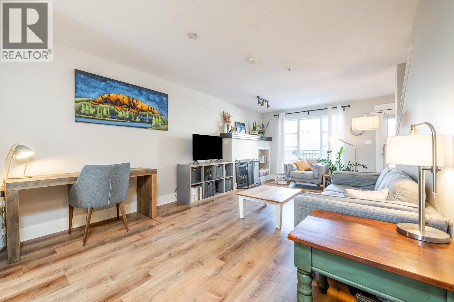 1198 Village Green Way, Squamish, British Columbia  V8B 0N5 - Photo 5 - R3096697