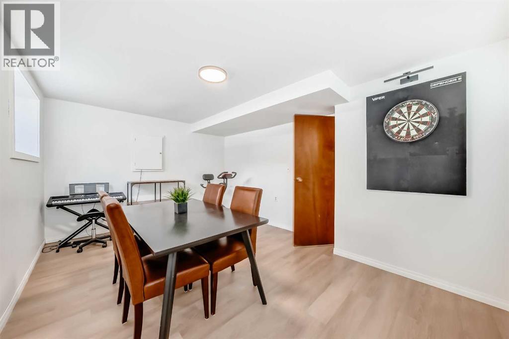 212 Cedarbrook Bay Sw, Calgary, Alberta  T2W 4R4 - Photo 37 - A2281430