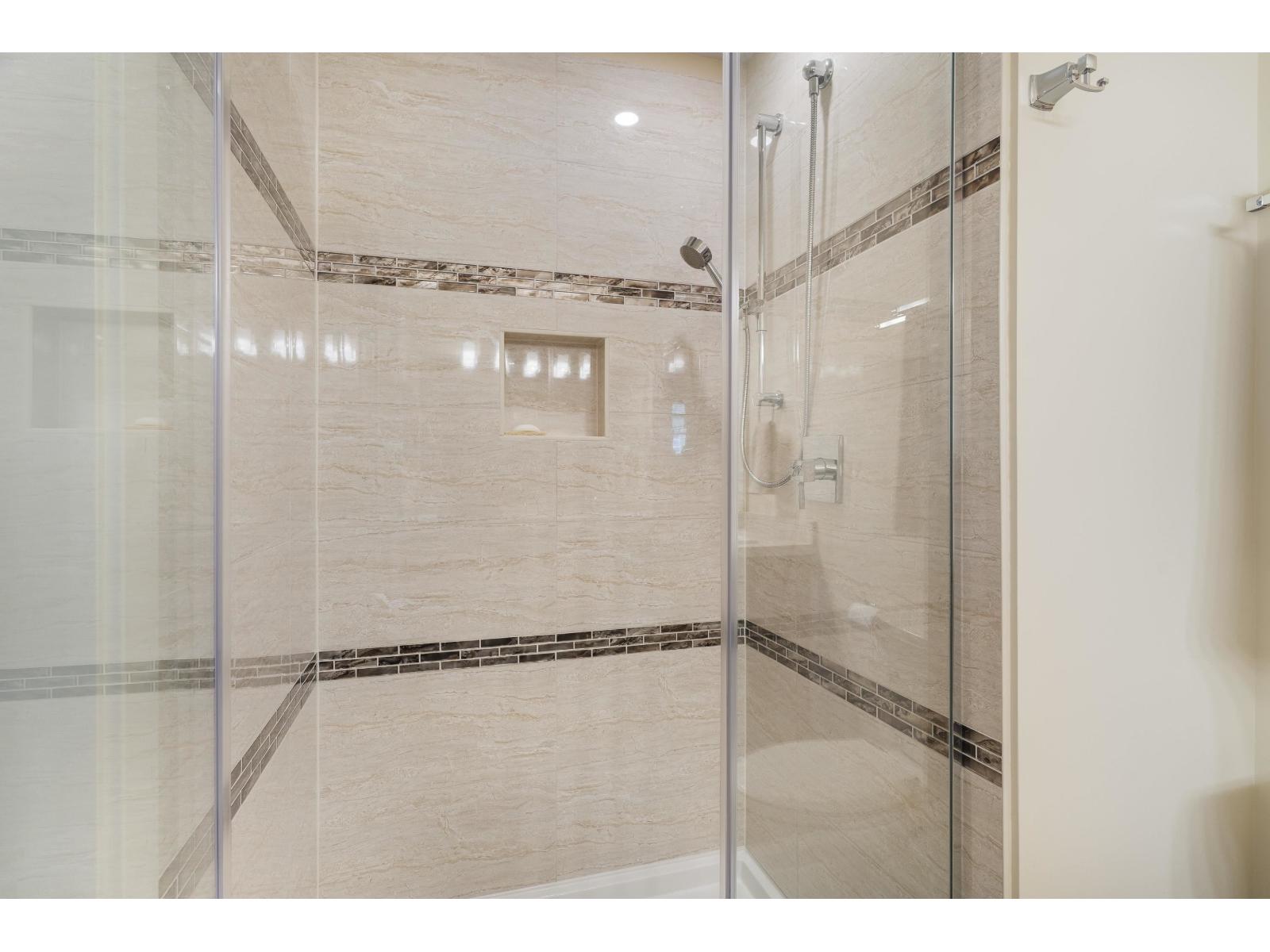 B422 20716 Willoughby Town Centre Drive, Langley, British Columbia  V2Y 3J8 - Photo 13 - R3098576