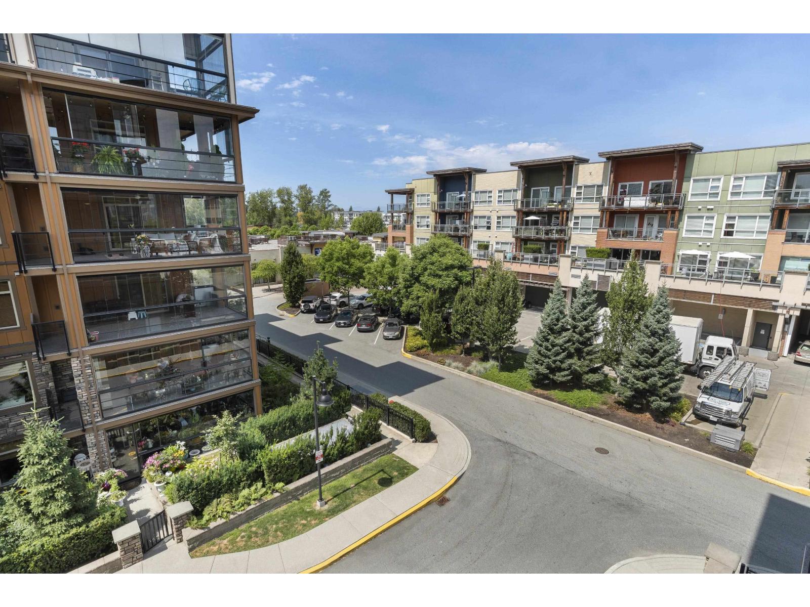 B422 20716 Willoughby Town Centre Drive, Langley, British Columbia  V2Y 3J8 - Photo 2 - R3098576