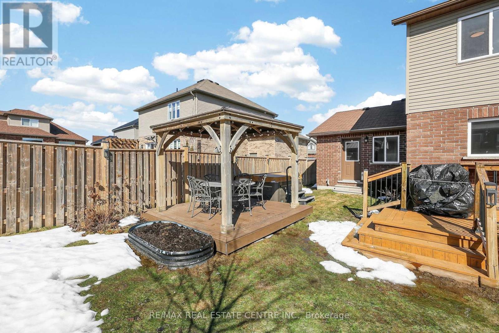 14 Sandringham Circle, Orangeville, Ontario  L9W 0A5 - Photo 50 - W12869334