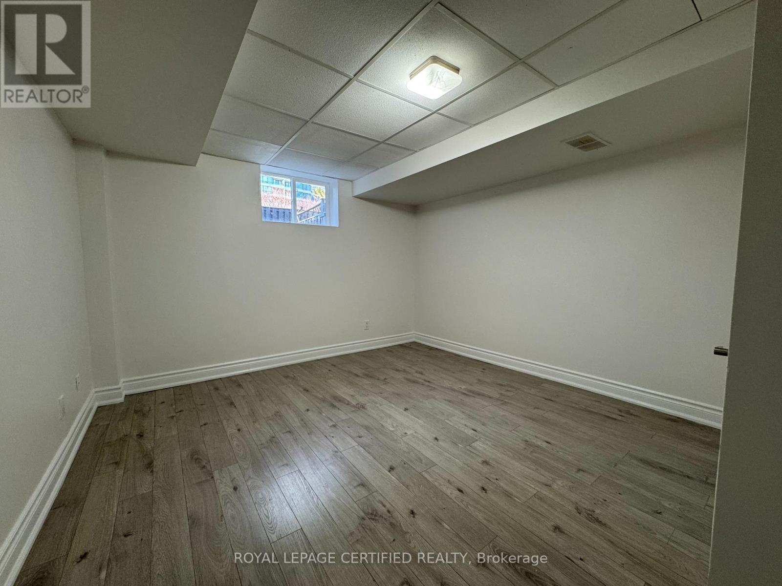 Unknown Address, ,     - Photo 13 - W12869336