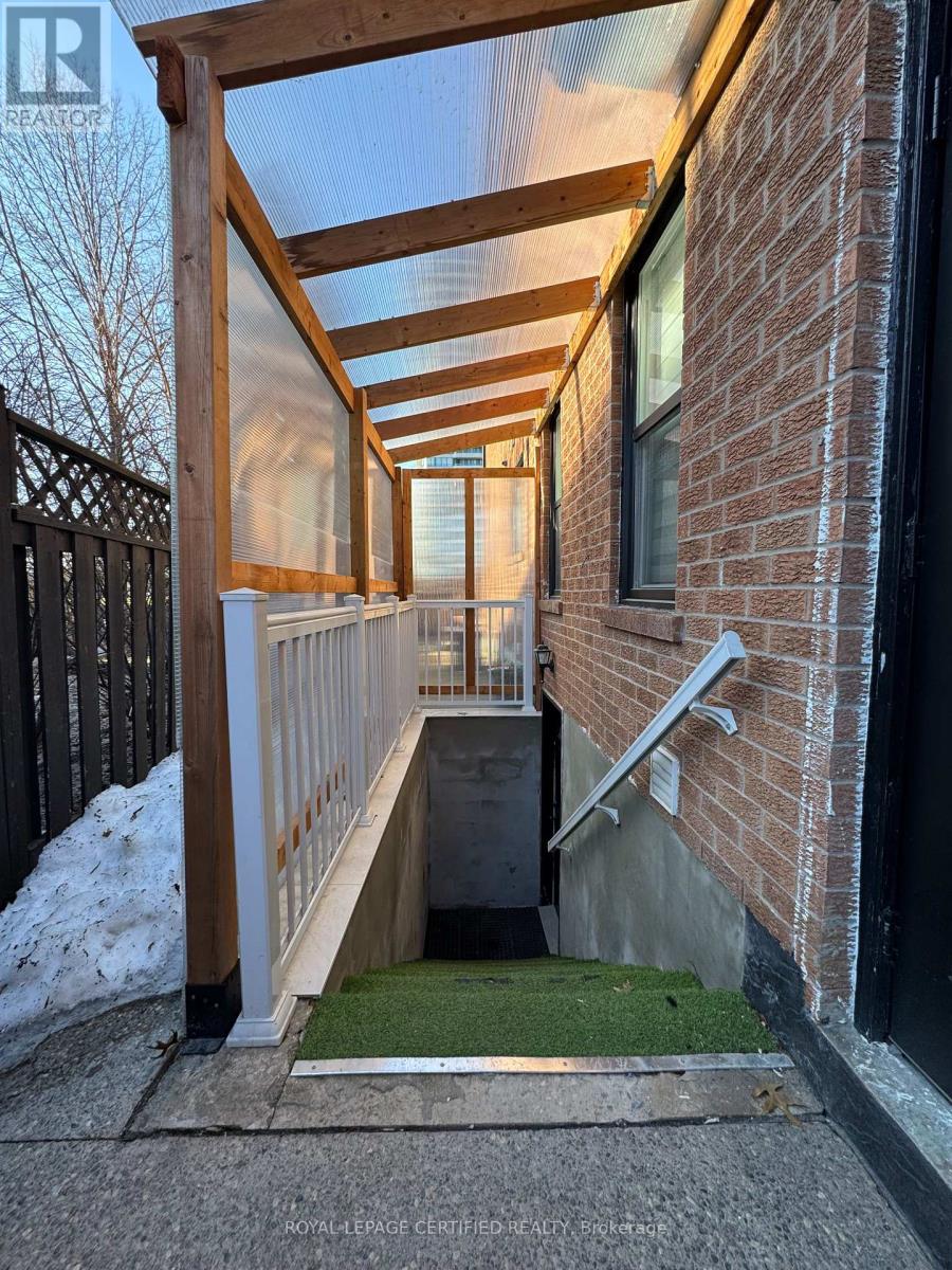 Unknown Address, ,     - Photo 3 - W12869336