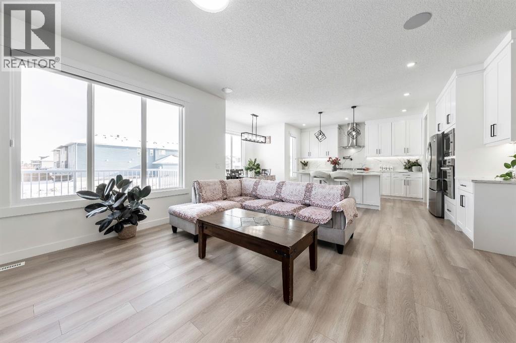 27 Bridges Drive, Langdon, Alberta  T0J 1X3 - Photo 16 - A2281647