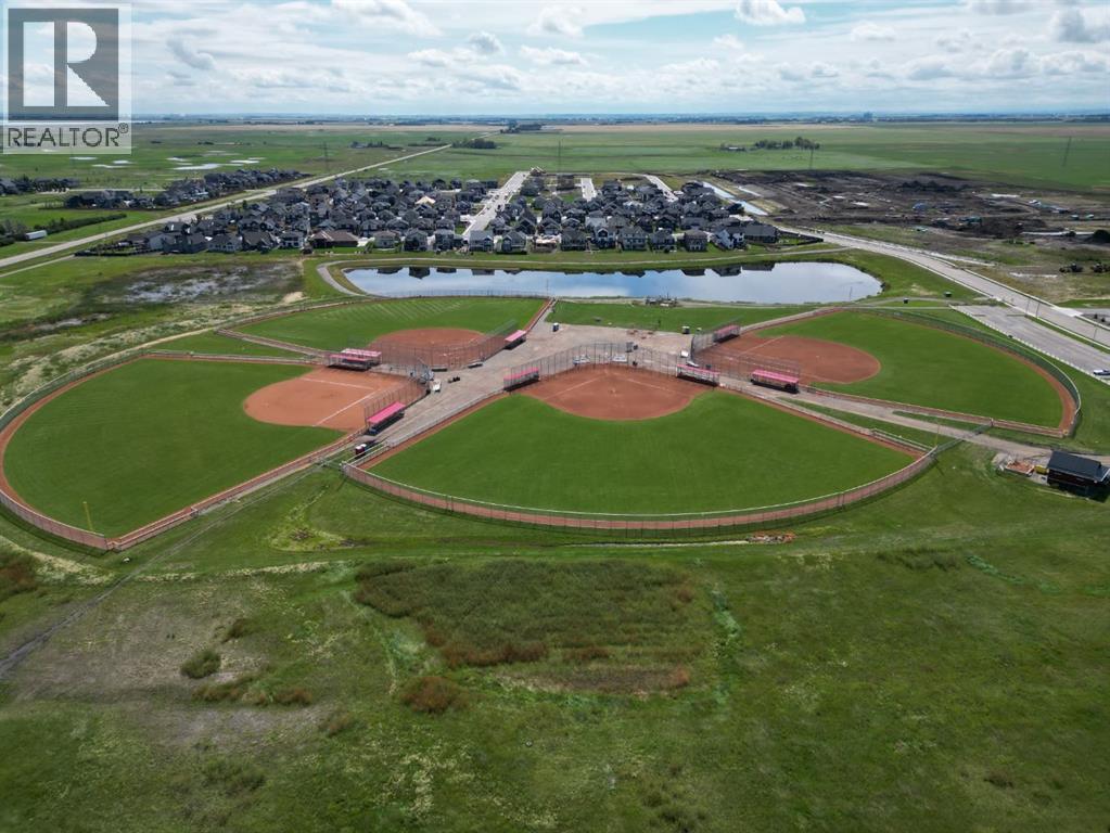 27 Bridges Drive, Langdon, Alberta  T0J 1X3 - Photo 40 - A2281647