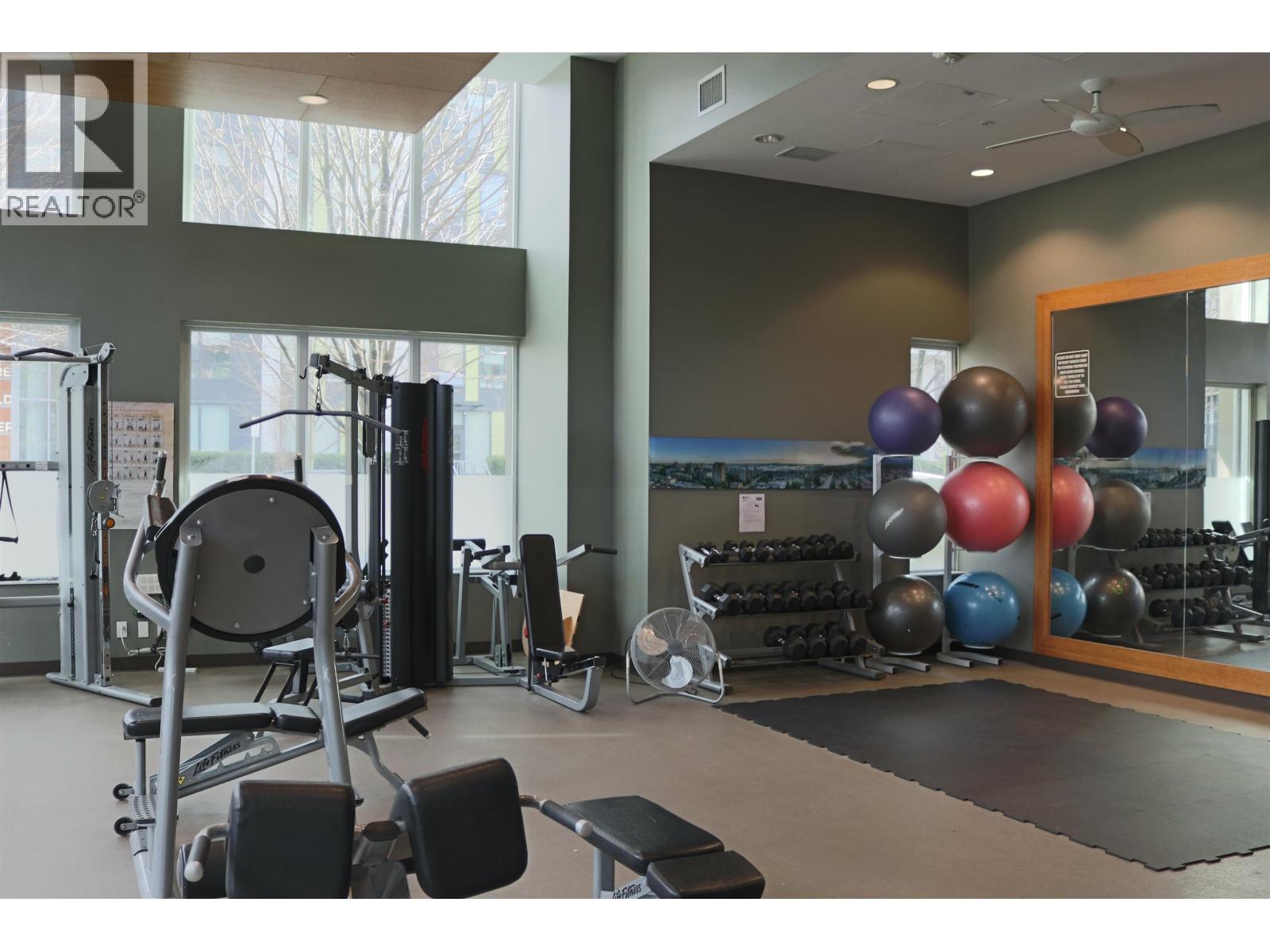 419 135 E 17th Street, North Vancouver, British Columbia  V7L 0C4 - Photo 17 - R3098113