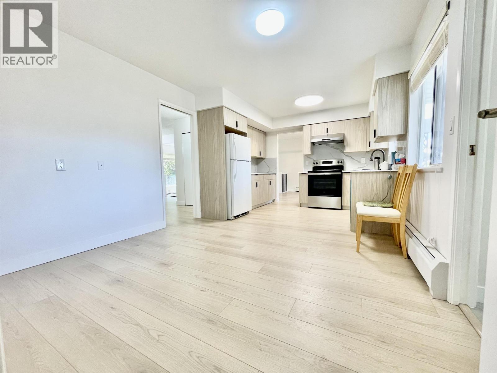 657 Poirier Street, Coquitlam, British Columbia  V3J 7M5 - Photo 8 - R3087039