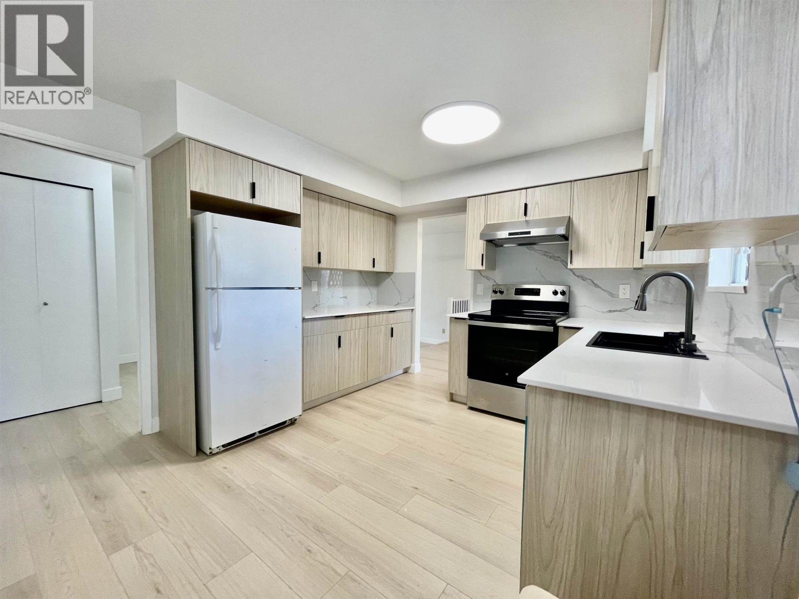 657 Poirier Street, Coquitlam, British Columbia  V3J 7M5 - Photo 10 - R3087039