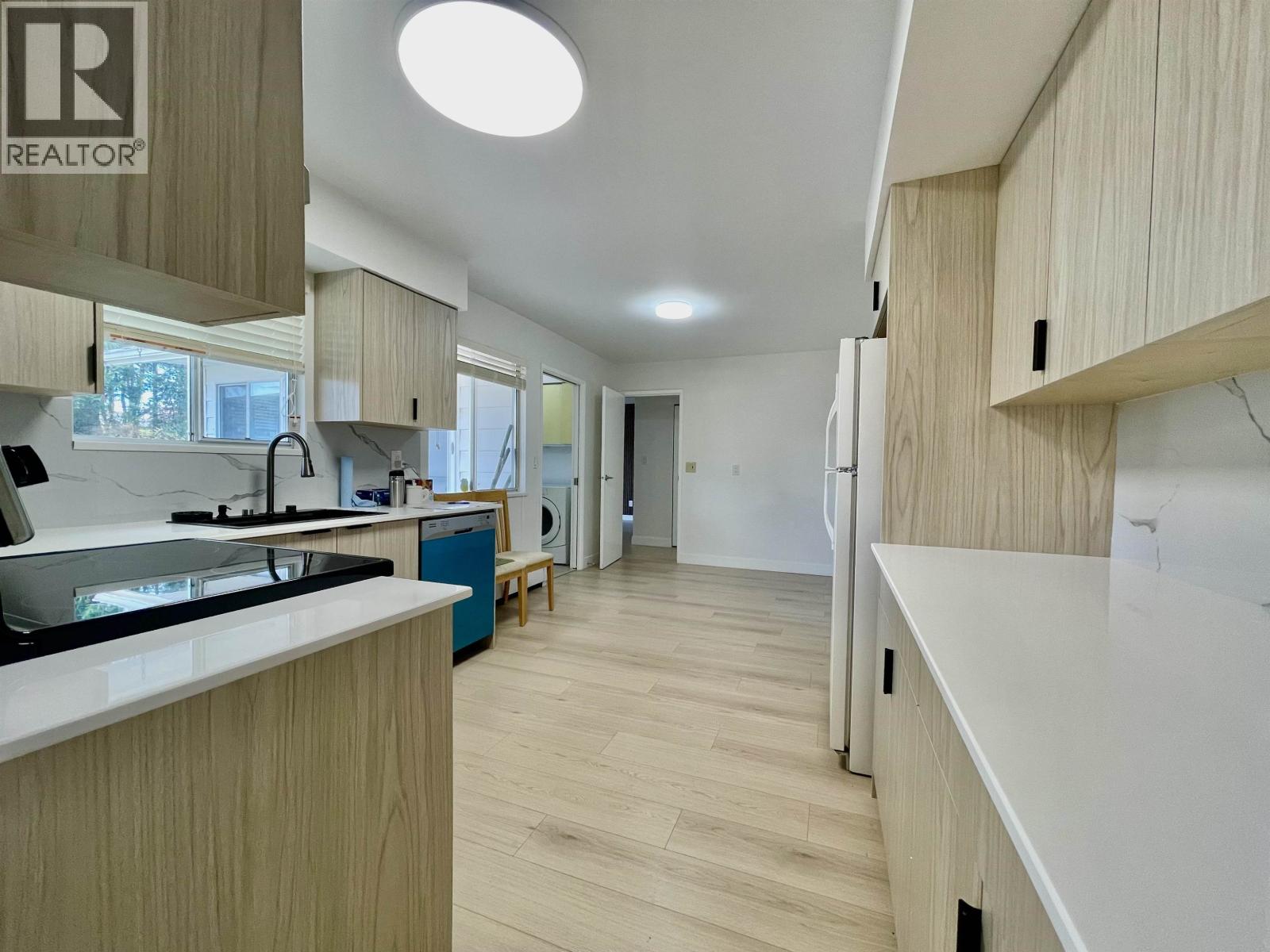 657 Poirier Street, Coquitlam, British Columbia  V3J 7M5 - Photo 6 - R3087039