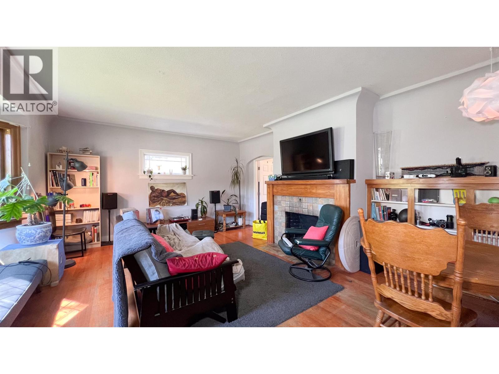 3088 Discovery Street, Vancouver, British Columbia  V6R 3Y7 - Photo 4 - R3098382