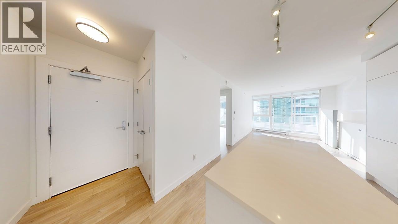 703 525 Foster Avenue, Coquitlam, British Columbia  V3J 0H6 - Photo 8 - R3098102