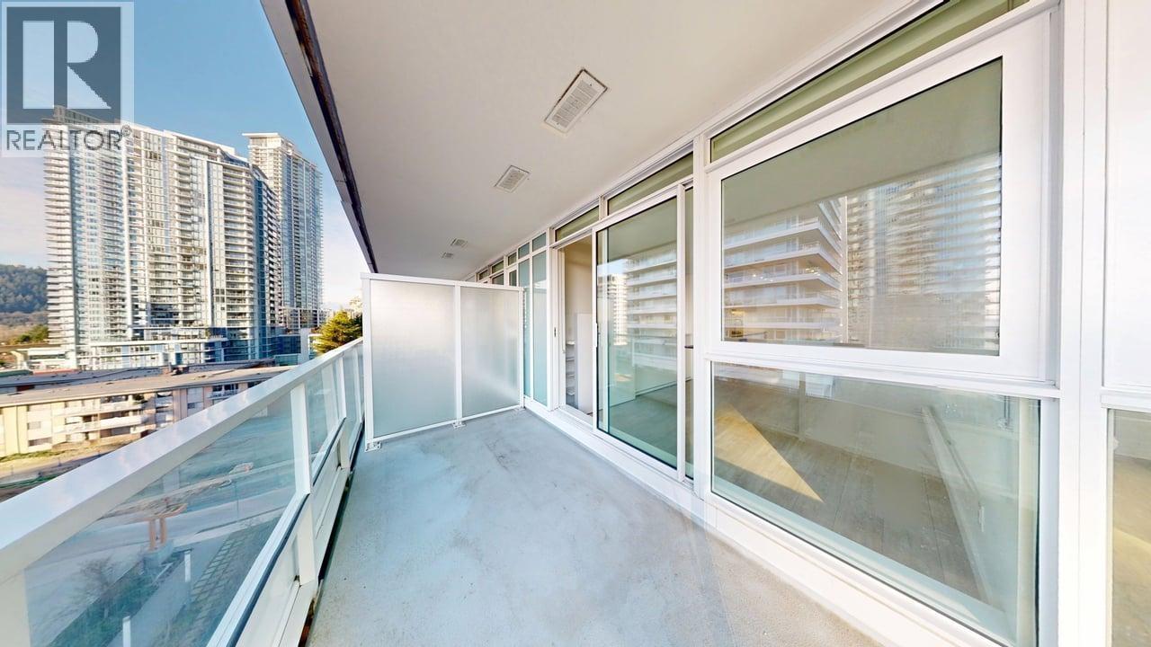 703 525 Foster Avenue, Coquitlam, British Columbia  V3J 0H6 - Photo 4 - R3098102