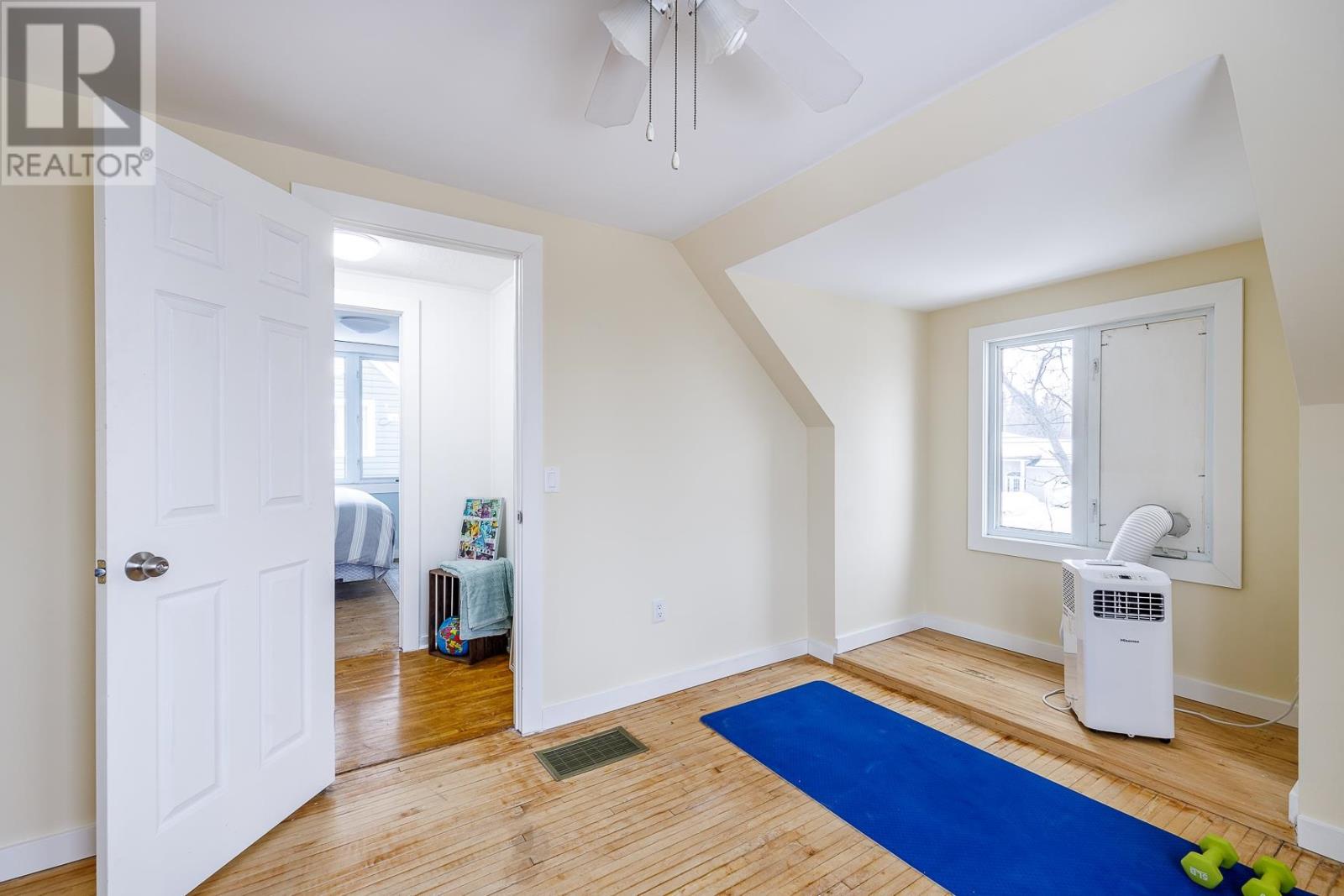 196 Macdonald Ave, Sault Ste. Marie, Ontario  P6B 1H5 - Photo 28 - SM260436