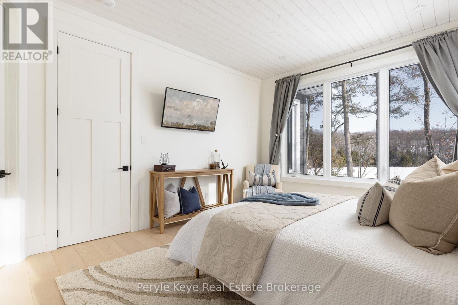 1079 Spence Lake Drive, Bracebridge, Ontario  P1L 0A1 - Photo 34 - X12869416