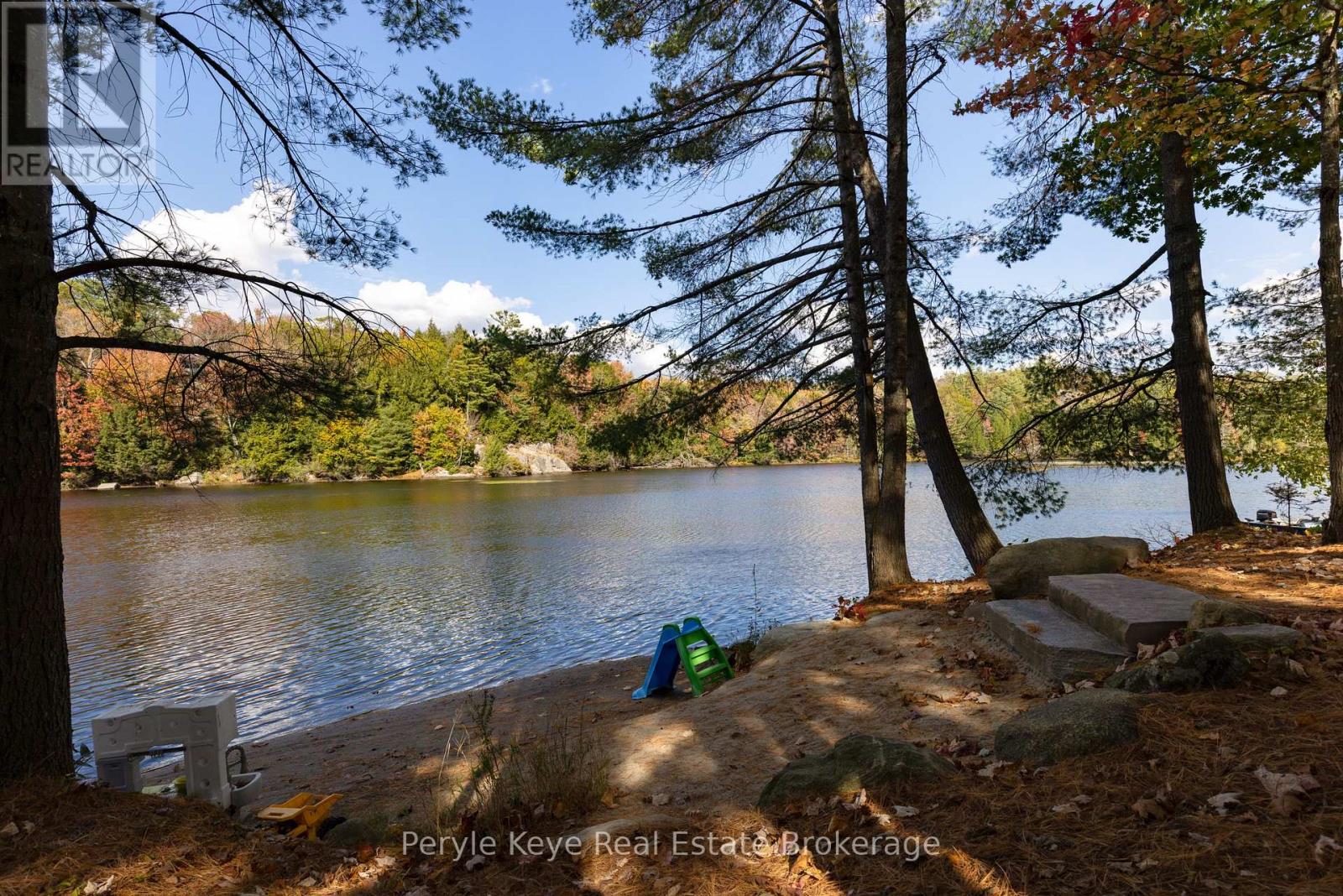 1079 Spence Lake Drive, Bracebridge, Ontario  P1L 0A1 - Photo 4 - X12869416