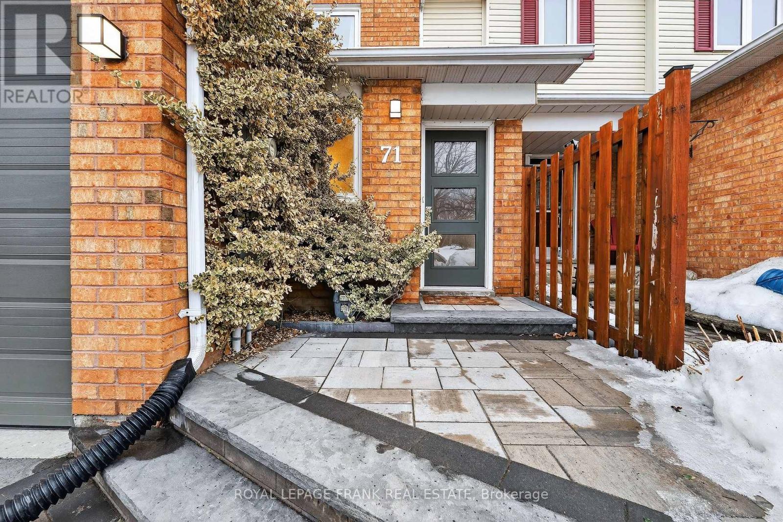 71 Galbraith Court, Clarington, Ontario  L1C 4P6 - Photo 3 - E12869404