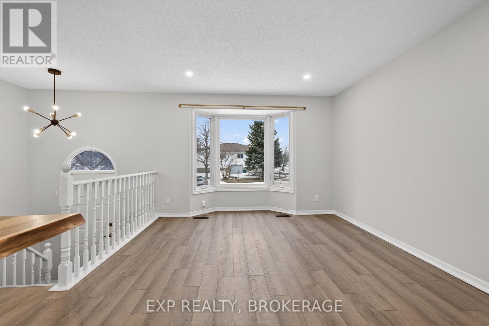 337 Melanie Avenue, Kingston, Ontario  K7M 8B4 - Photo 6 - X12869448