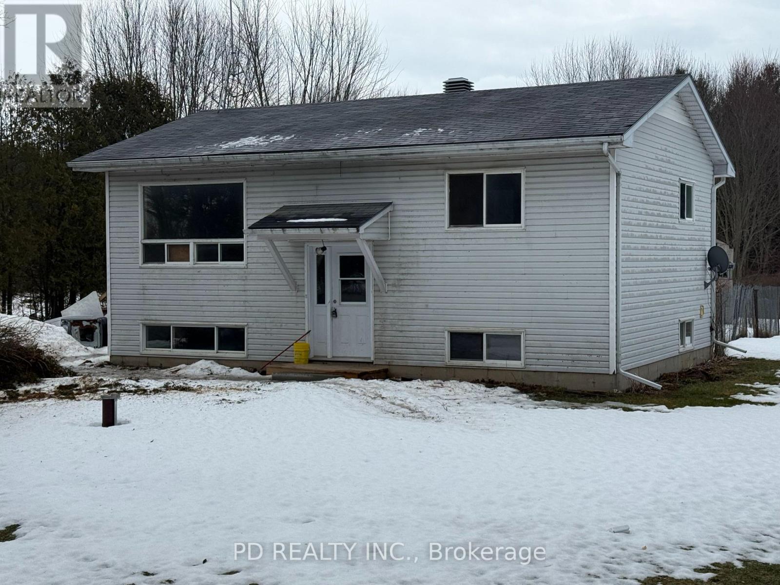 323 LOWER OAK LEAF ROAD, Leeds and the Thousand Islands, Ontario