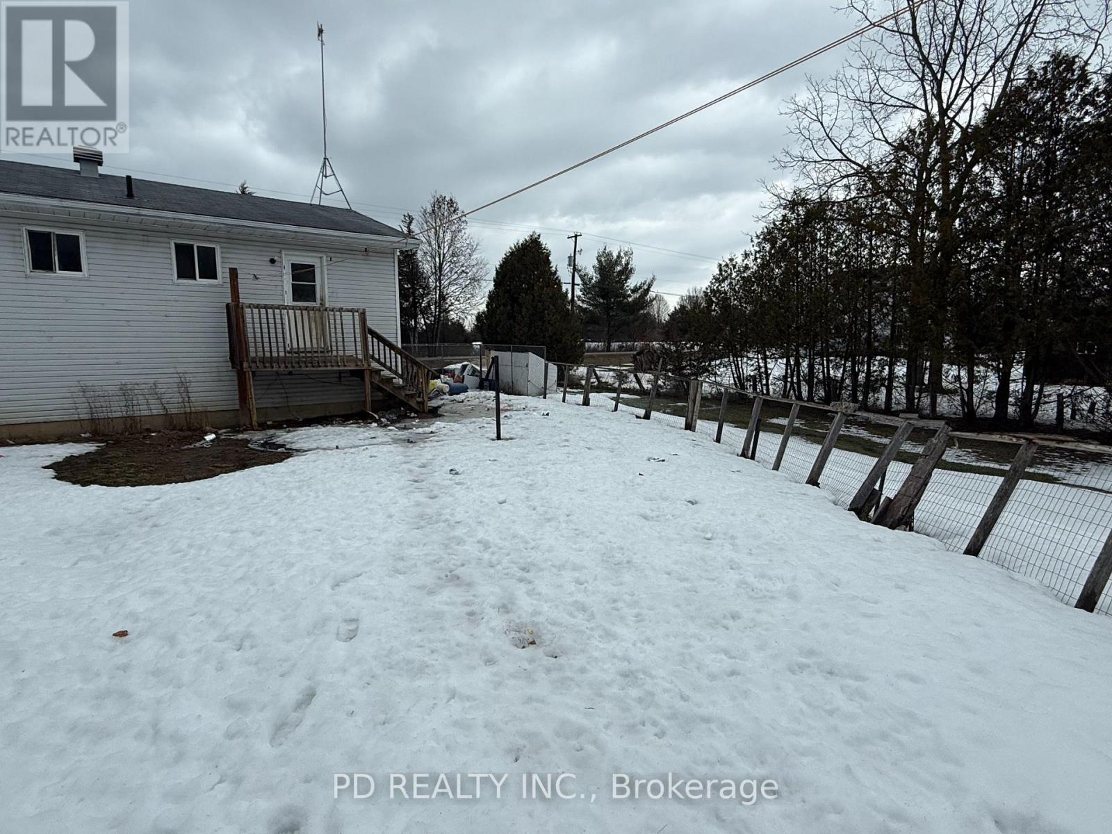 323 Lower Oak Leaf Road, Leeds And The Thousand Islands, Ontario  K0E 1N0 - Photo 10 - X12869410