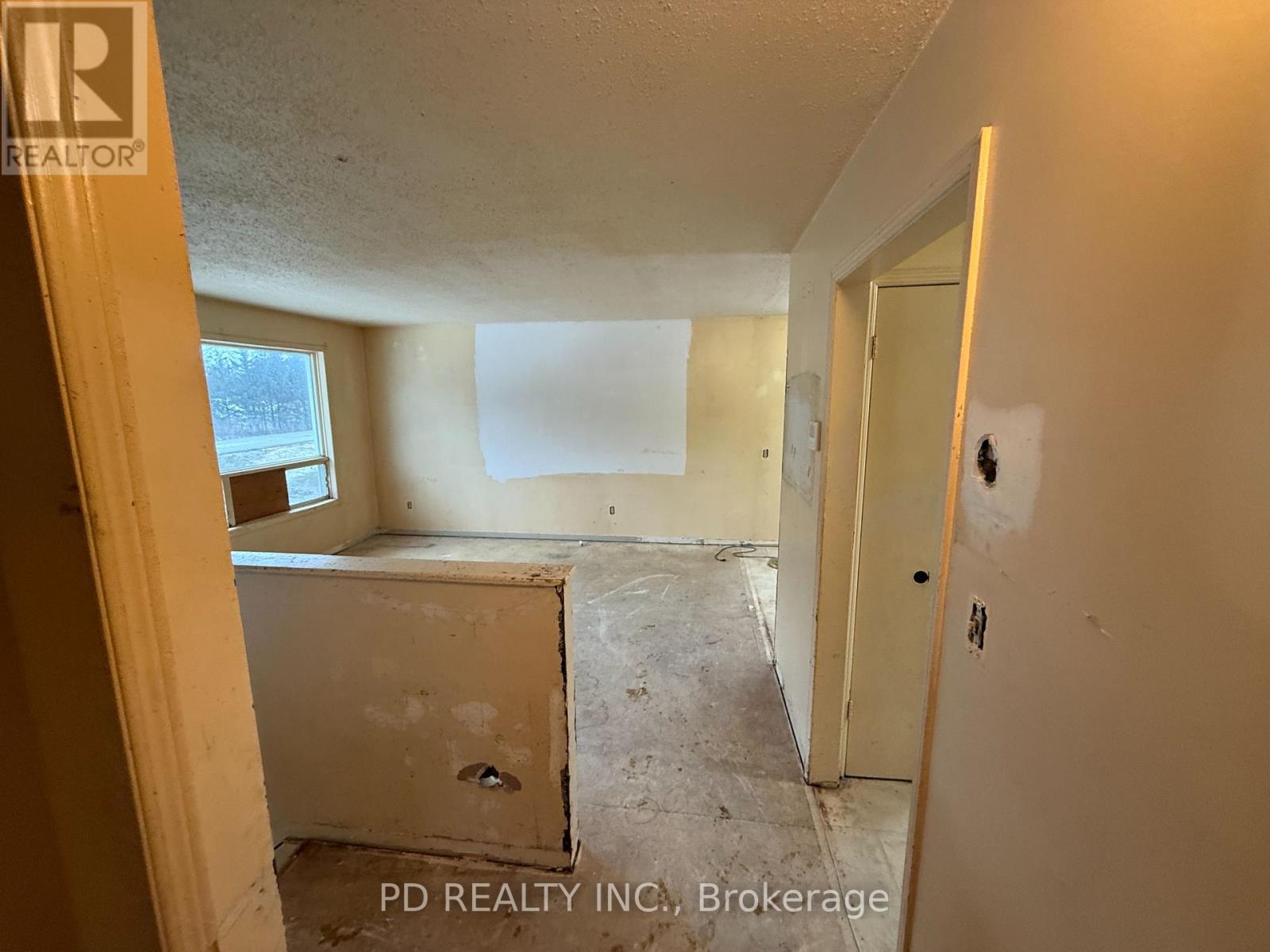 323 Lower Oak Leaf Road, Leeds And The Thousand Islands, Ontario  K0E 1N0 - Photo 21 - X12869410