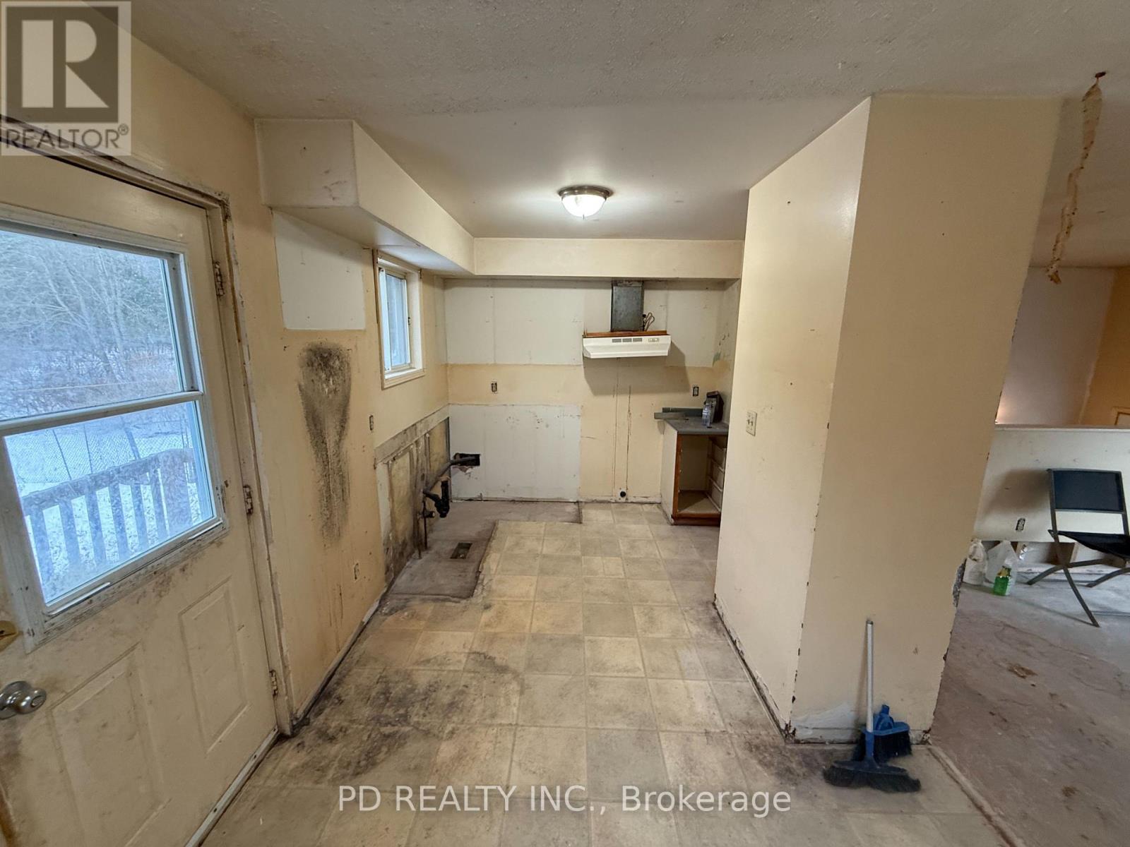 323 Lower Oak Leaf Road, Leeds And The Thousand Islands, Ontario  K0E 1N0 - Photo 25 - X12869410