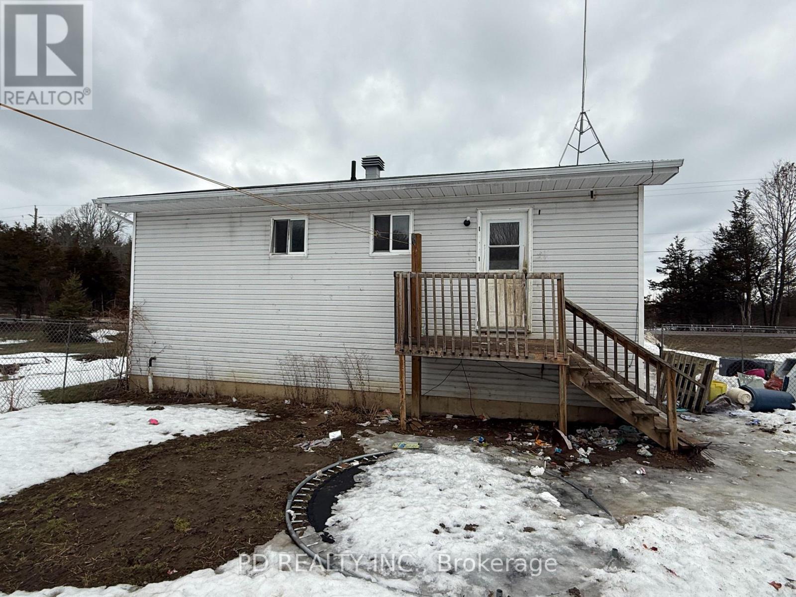 323 Lower Oak Leaf Road, Leeds And The Thousand Islands, Ontario  K0E 1N0 - Photo 7 - X12869410