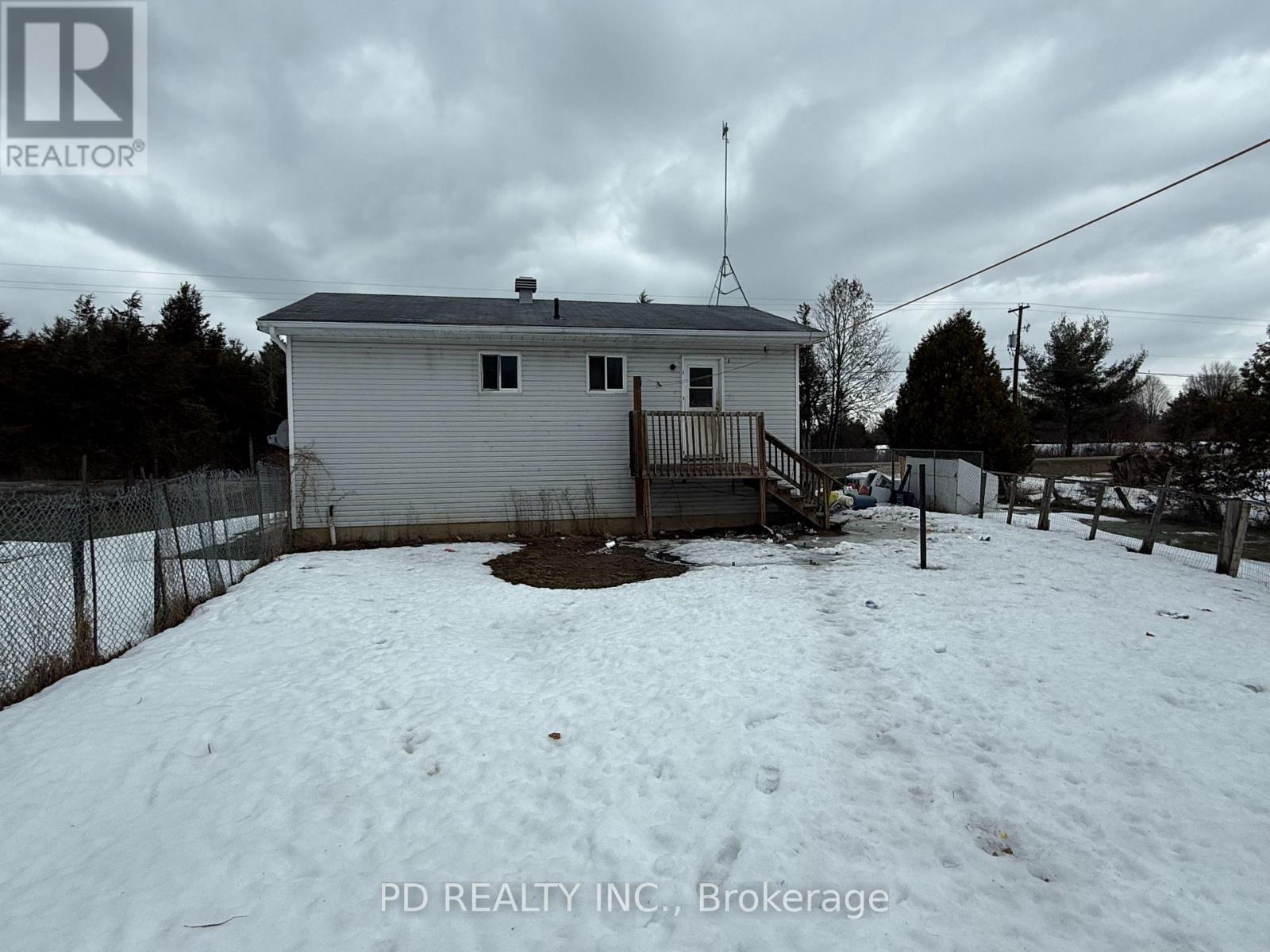 323 Lower Oak Leaf Road, Leeds And The Thousand Islands, Ontario  K0E 1N0 - Photo 8 - X12869410