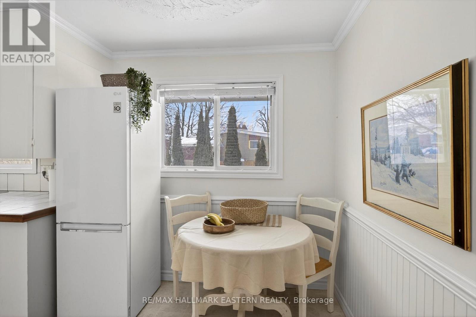 897 Westdale Avenue, Peterborough, Ontario  K9H 6C5 - Photo 17 - X12869432