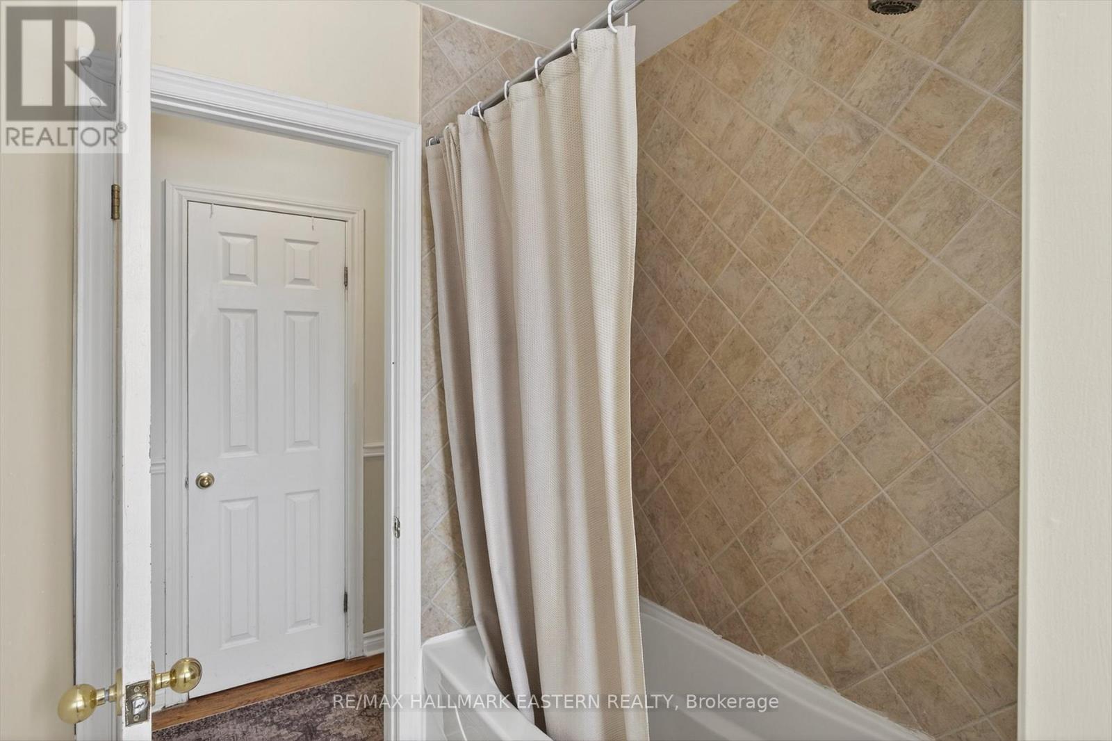 897 Westdale Avenue, Peterborough, Ontario  K9H 6C5 - Photo 22 - X12869432