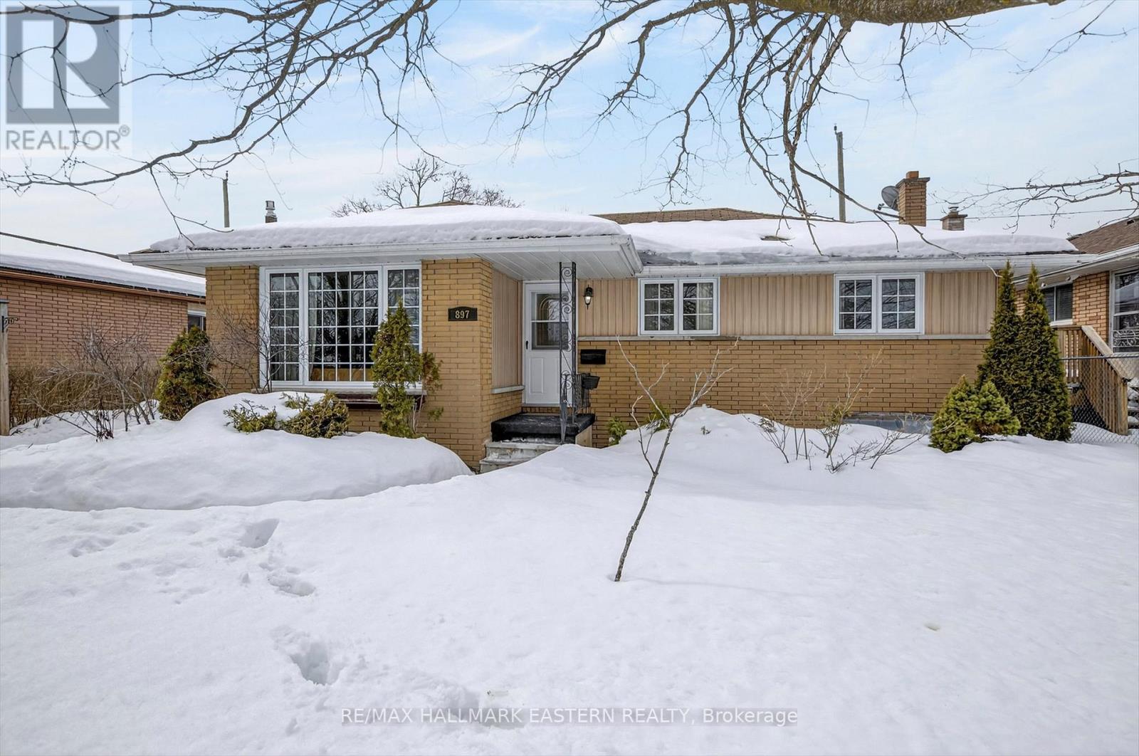 897 Westdale Avenue, Peterborough, Ontario  K9H 6C5 - Photo 3 - X12869432