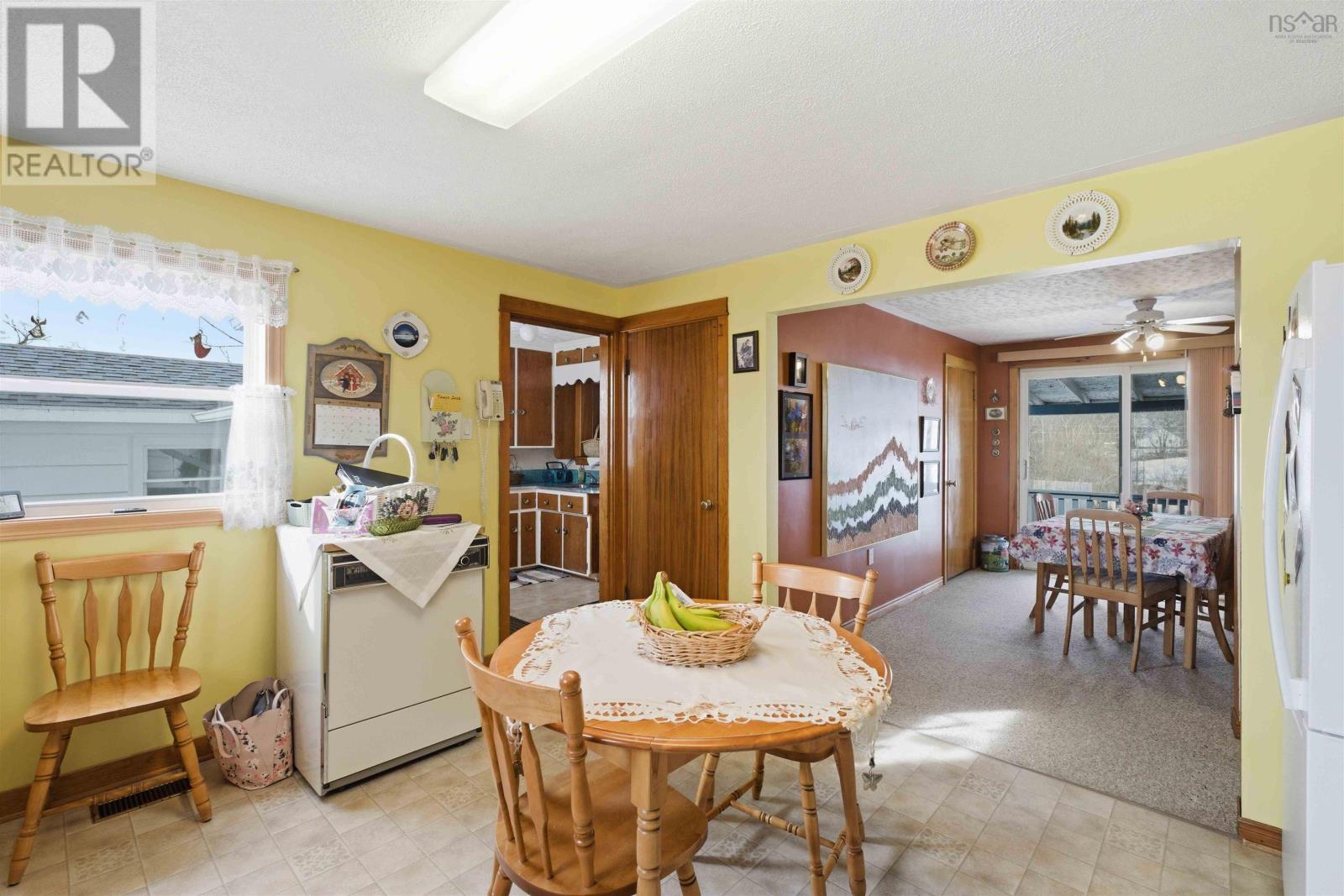 1535 Victoria Road, Dempseys Corner, Nova Scotia  B0P 1C0 - Photo 5 - 202604232