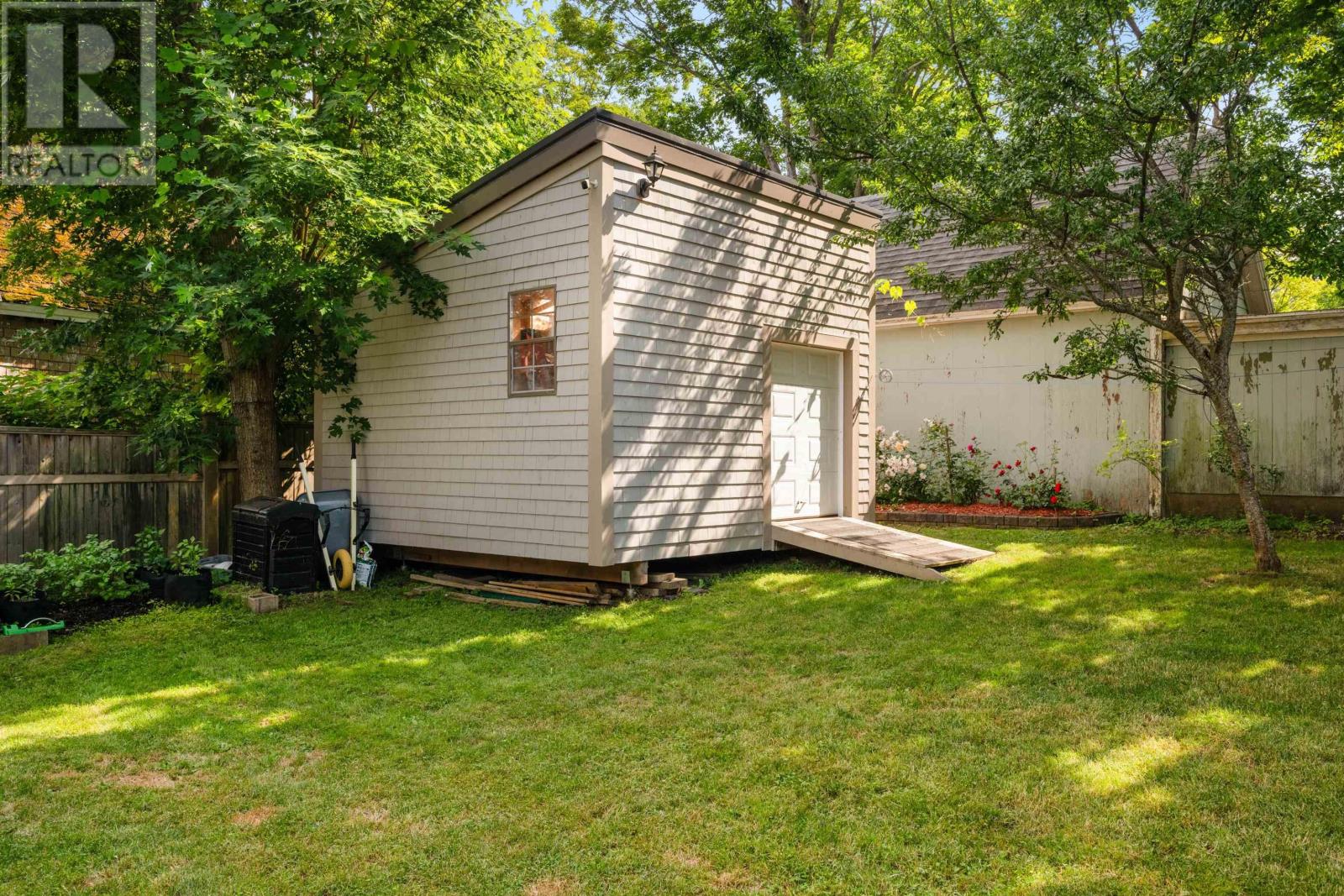 153 Pleasant Street, Bridgewater, Nova Scotia  B4V 1N4 - Photo 45 - 202518019