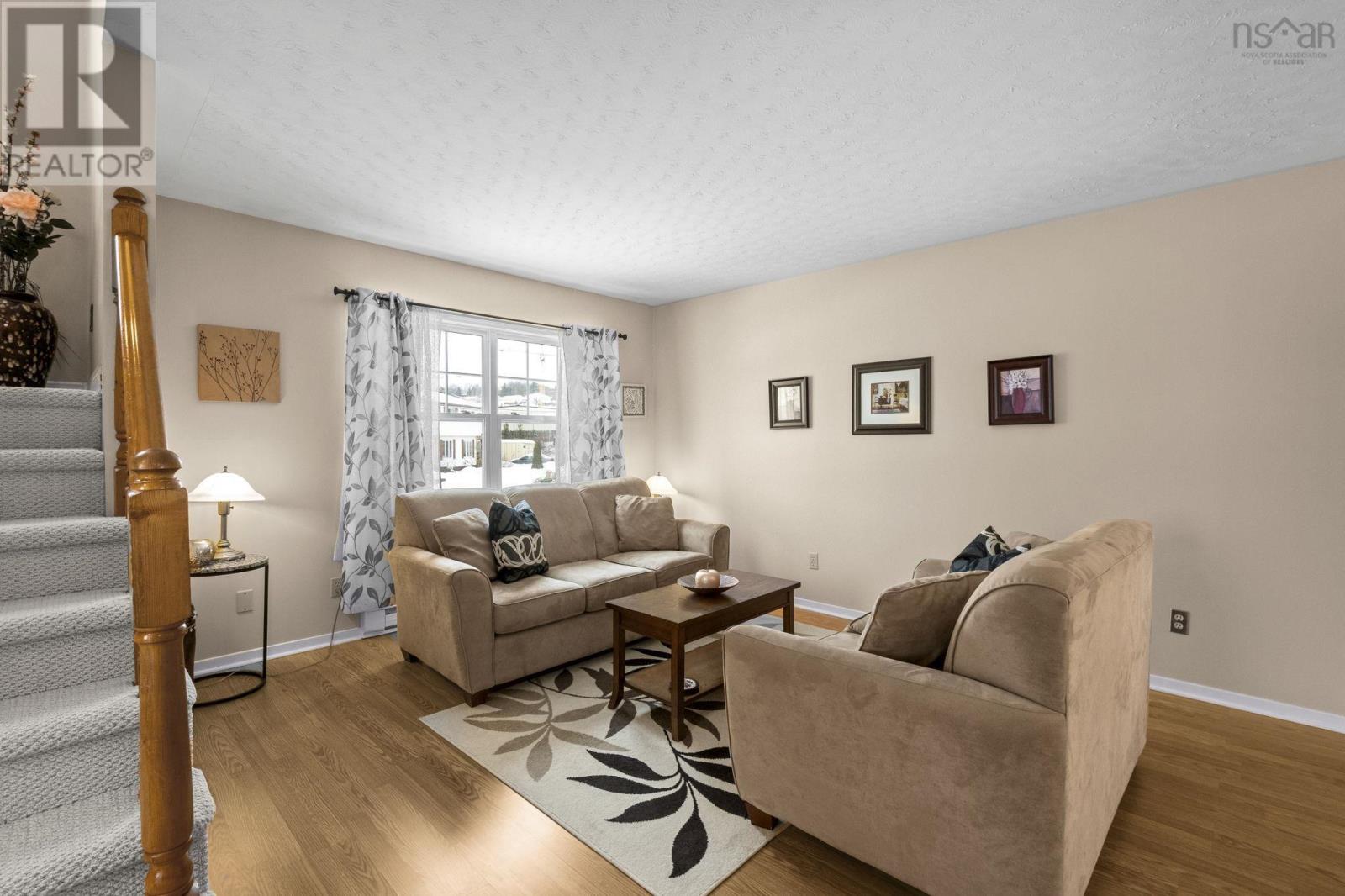 36 Armoyan Drive, Lower Sackville, Nova Scotia  B4C 3S5 - Photo 4 - 202604283