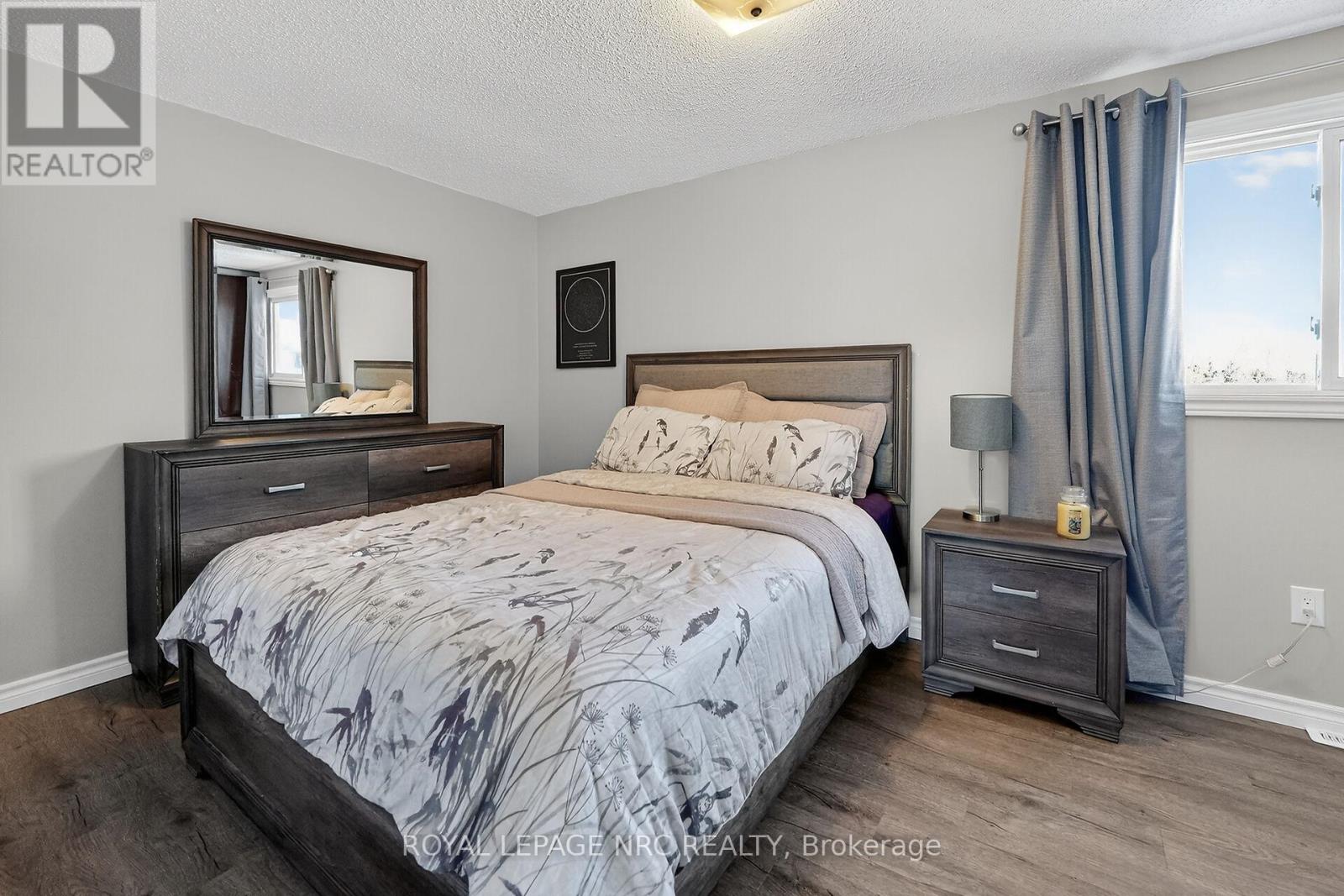 28 Chantal Court, Welland (Lincoln/crowland), Ontario  L3B 5V3 - Photo 10 - X12869464