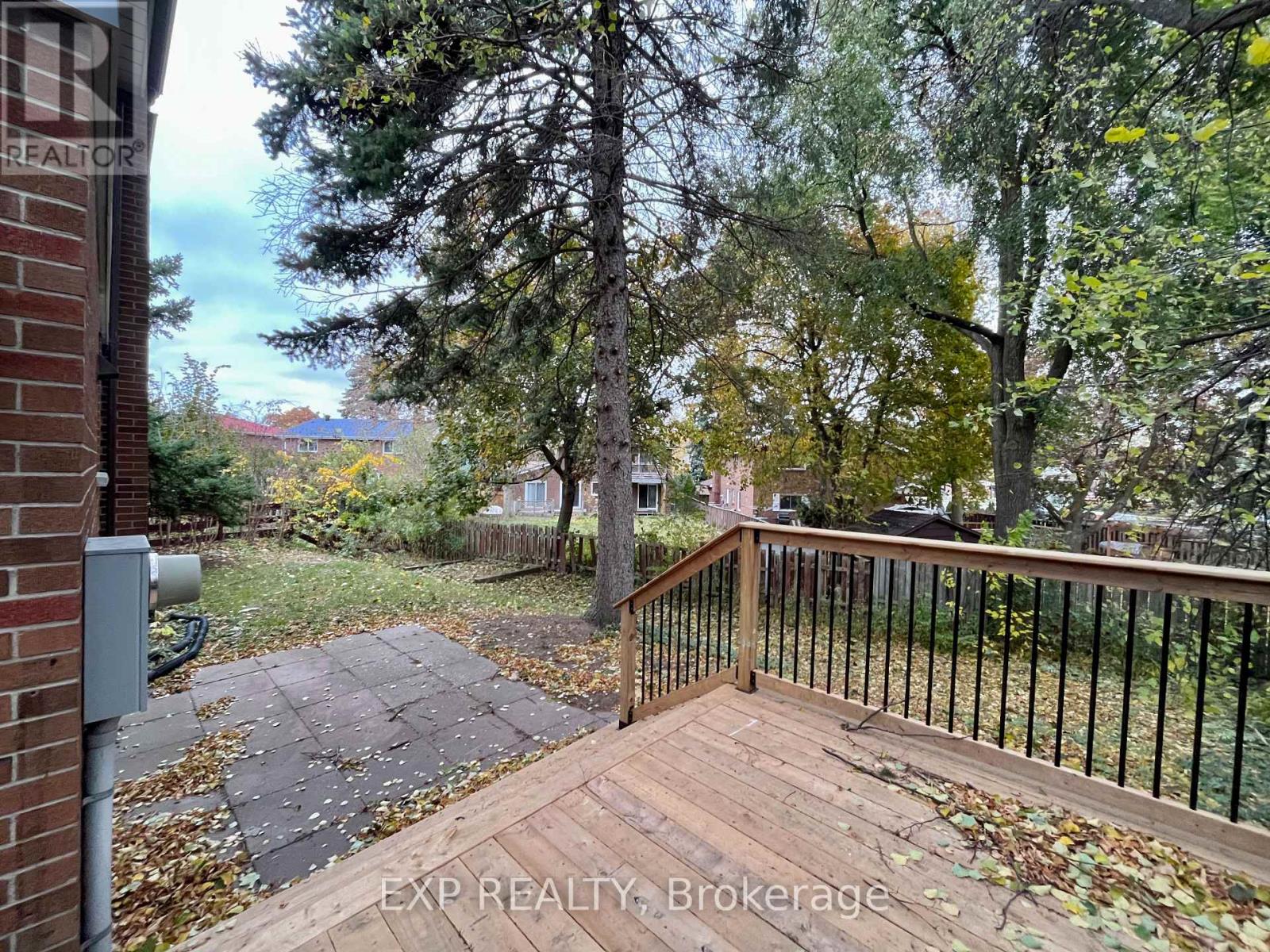 61 Richbourne Court, Toronto, Ontario  M1T 1T5 - Photo 15 - E12773486