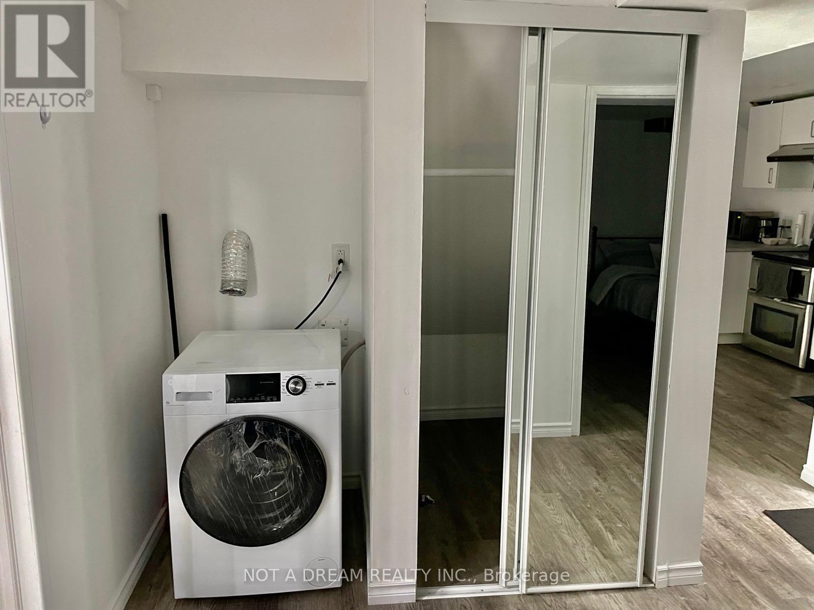 Bsmt - 95 Medland Avenue, Whitby (Williamsburg), Ontario  L1P 1V1 - Photo 4 - E12869390