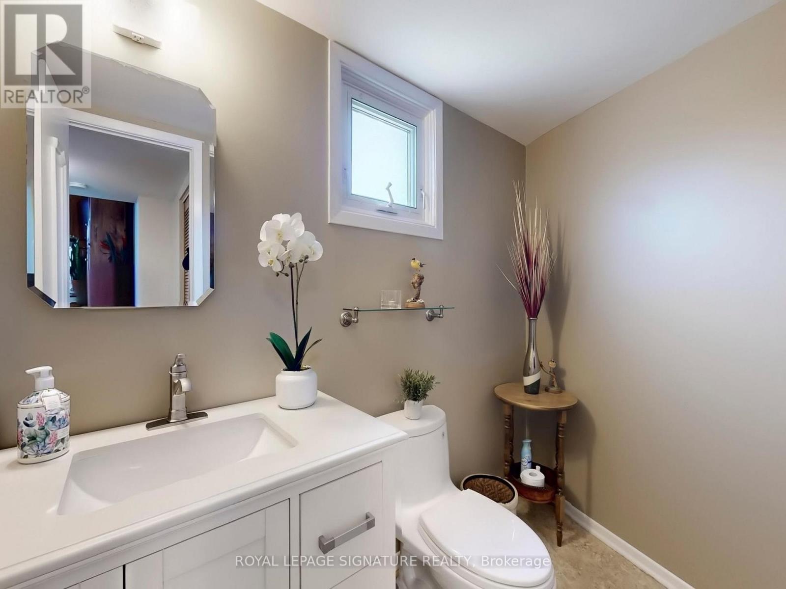 35 - 671 Huntingwood Drive, Toronto, Ontario  M1W 1H6 - Photo 17 - E12869396