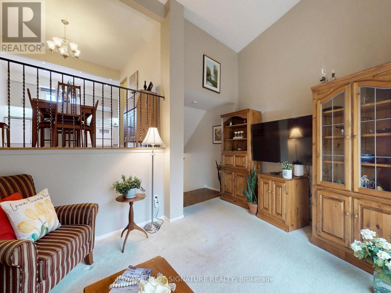 35 - 671 Huntingwood Drive, Toronto, Ontario  M1W 1H6 - Photo 4 - E12869396