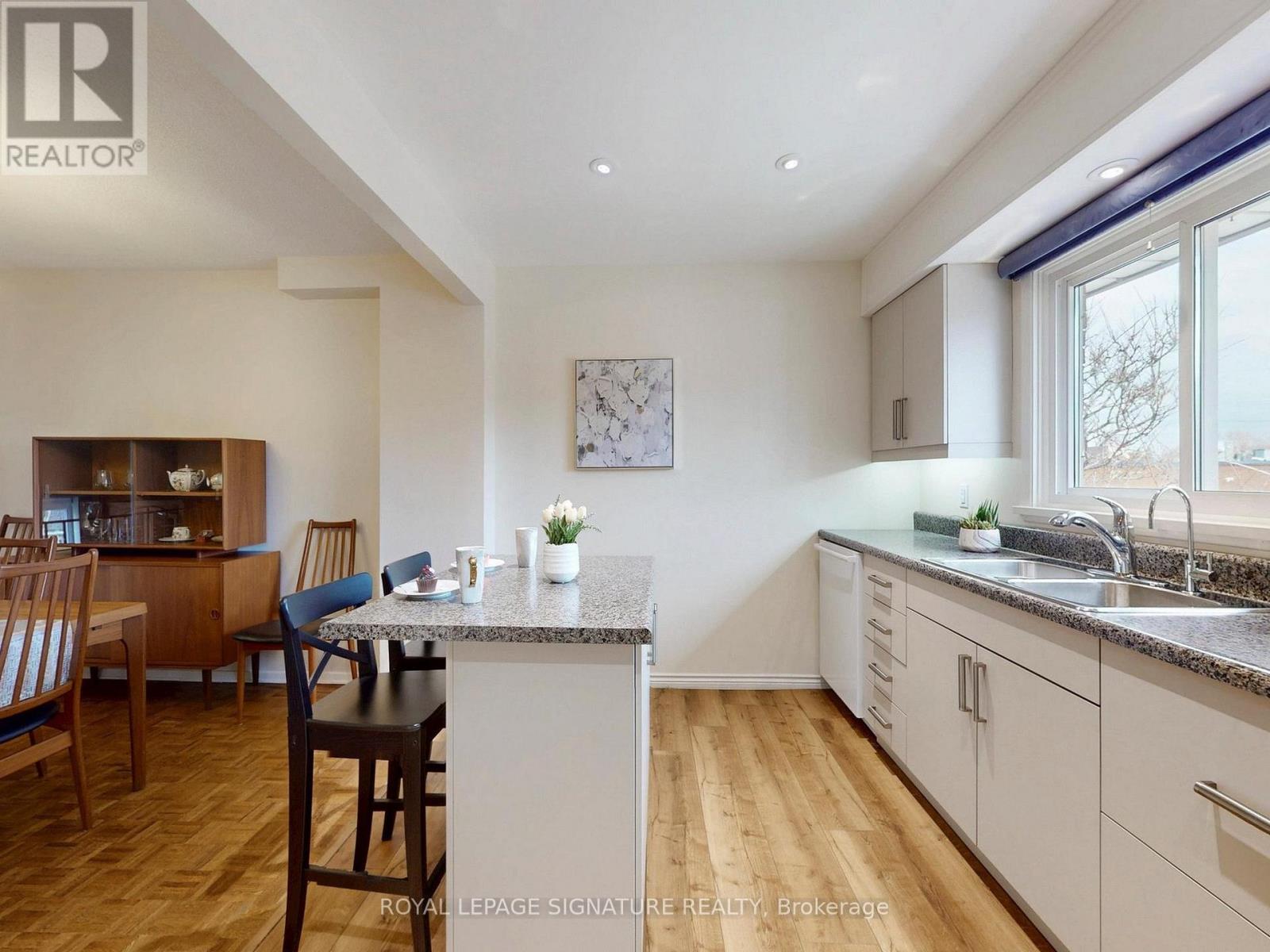 35 - 671 Huntingwood Drive, Toronto, Ontario  M1W 1H6 - Photo 9 - E12869396