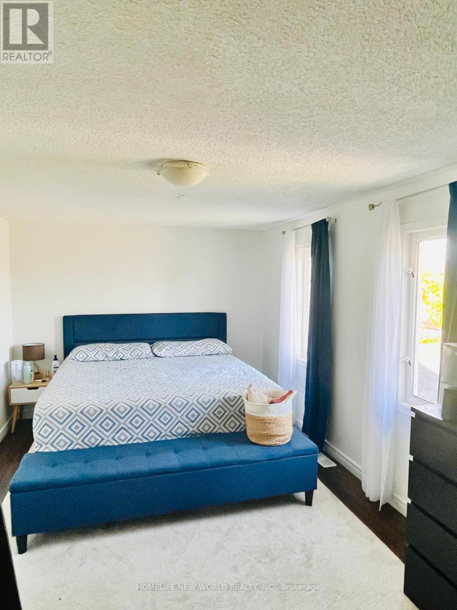 1873 Dalhousie Crescent, Oshawa (Samac), Ontario  L1G 8C4 - Photo 2 - E12869456