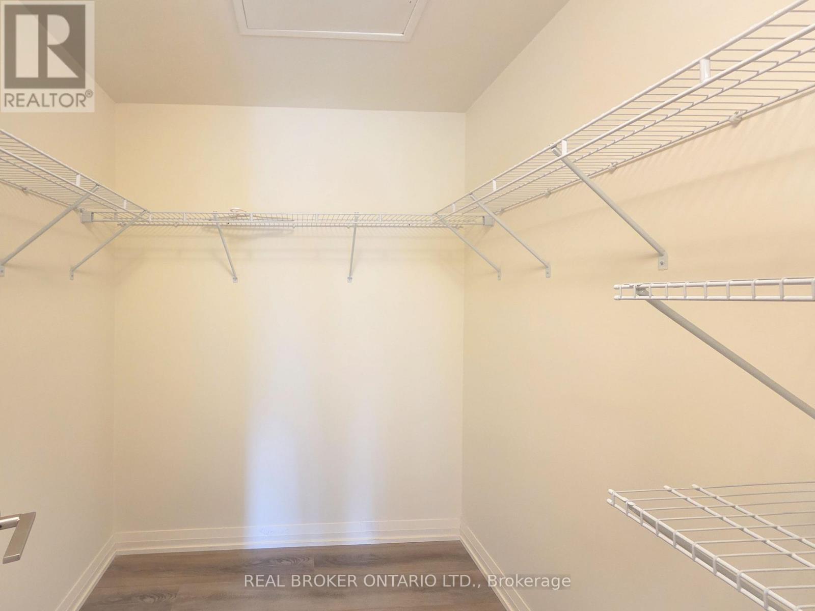 618 - 9000 Jane Street, Vaughan, Ontario  L4K 0M6 - Photo 11 - N12869380