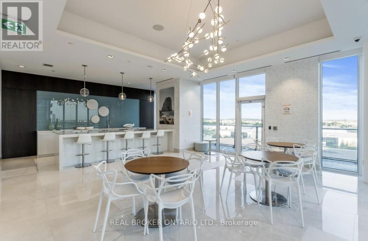 618 - 9000 Jane Street, Vaughan, Ontario  L4K 0M6 - Photo 24 - N12869380