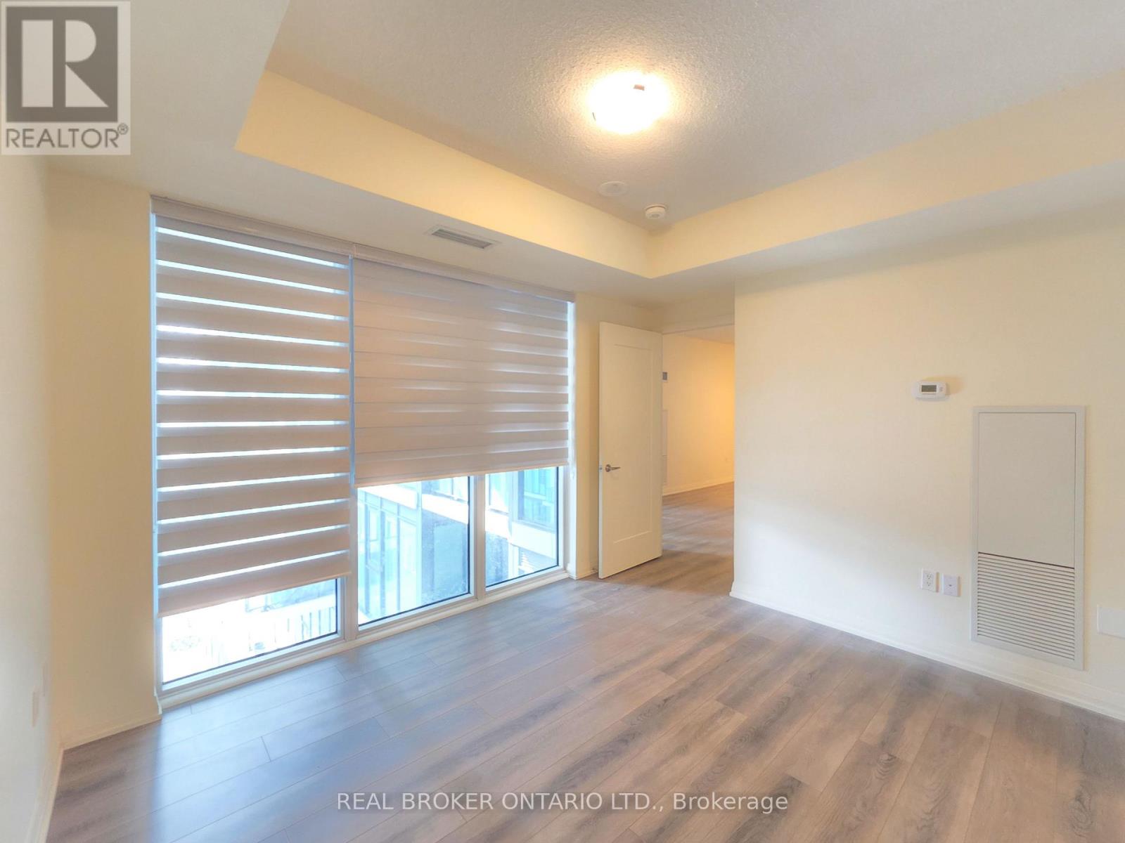 618 - 9000 Jane Street, Vaughan, Ontario  L4K 0M6 - Photo 7 - N12869380