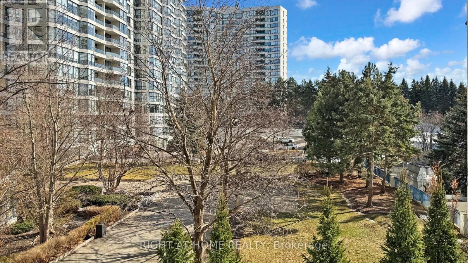 402 - 1 Clark Avenue W, Vaughan, Ontario  L4J 7Y6 - Photo 32 - N12869406